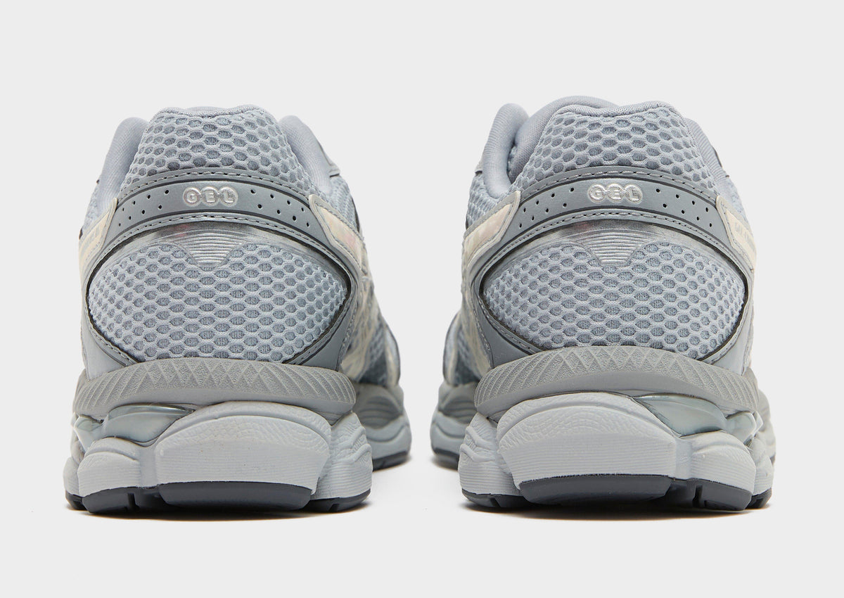 GEL-CUMULUS 16 Women's