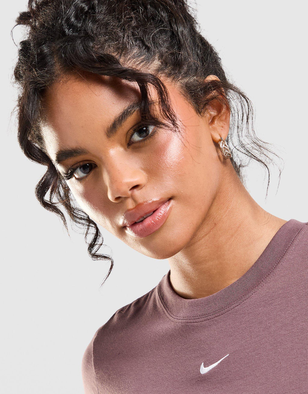 Essential Sportswear Chill Knit T-Shirt