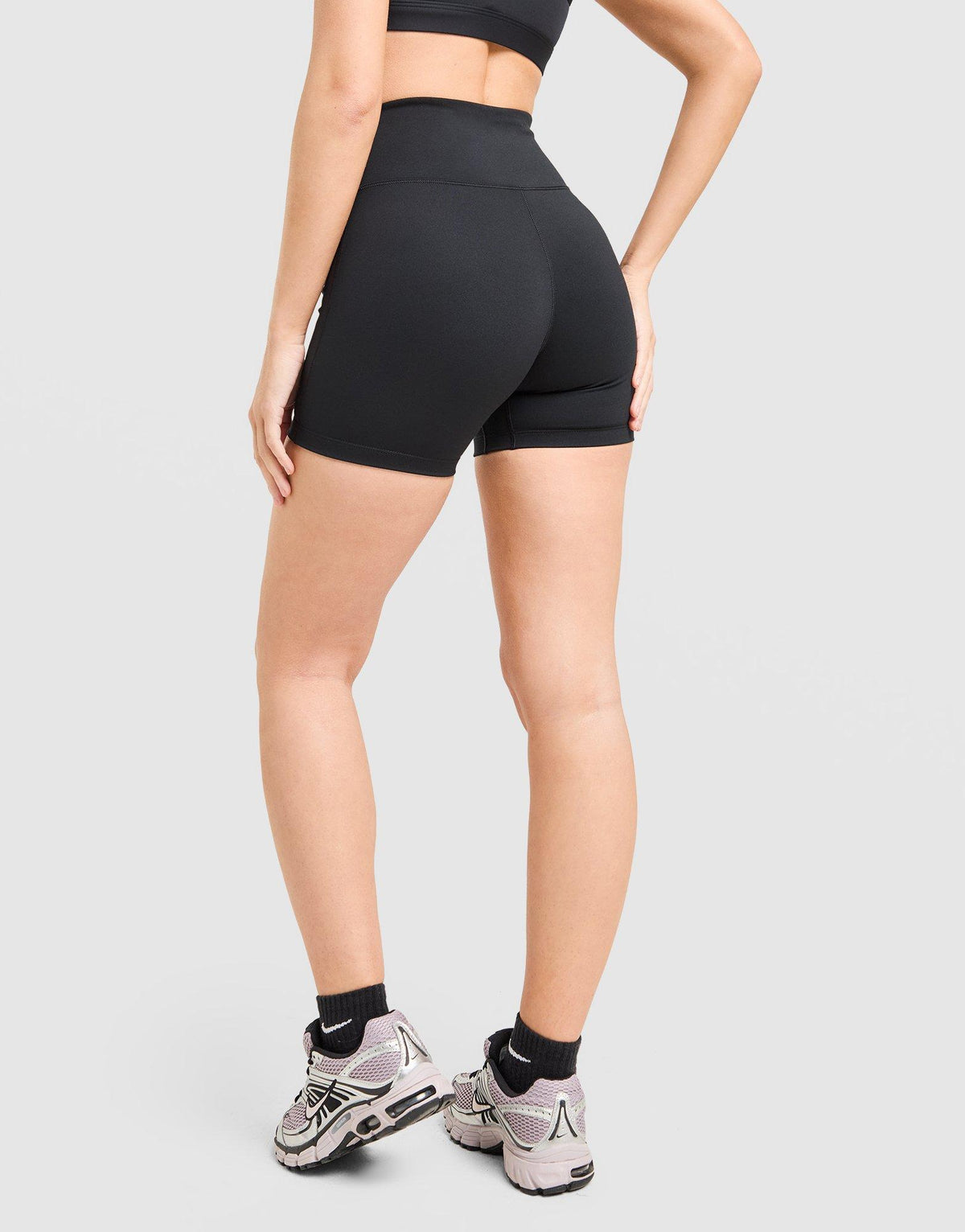 Training One U-Seam 5" Shorts