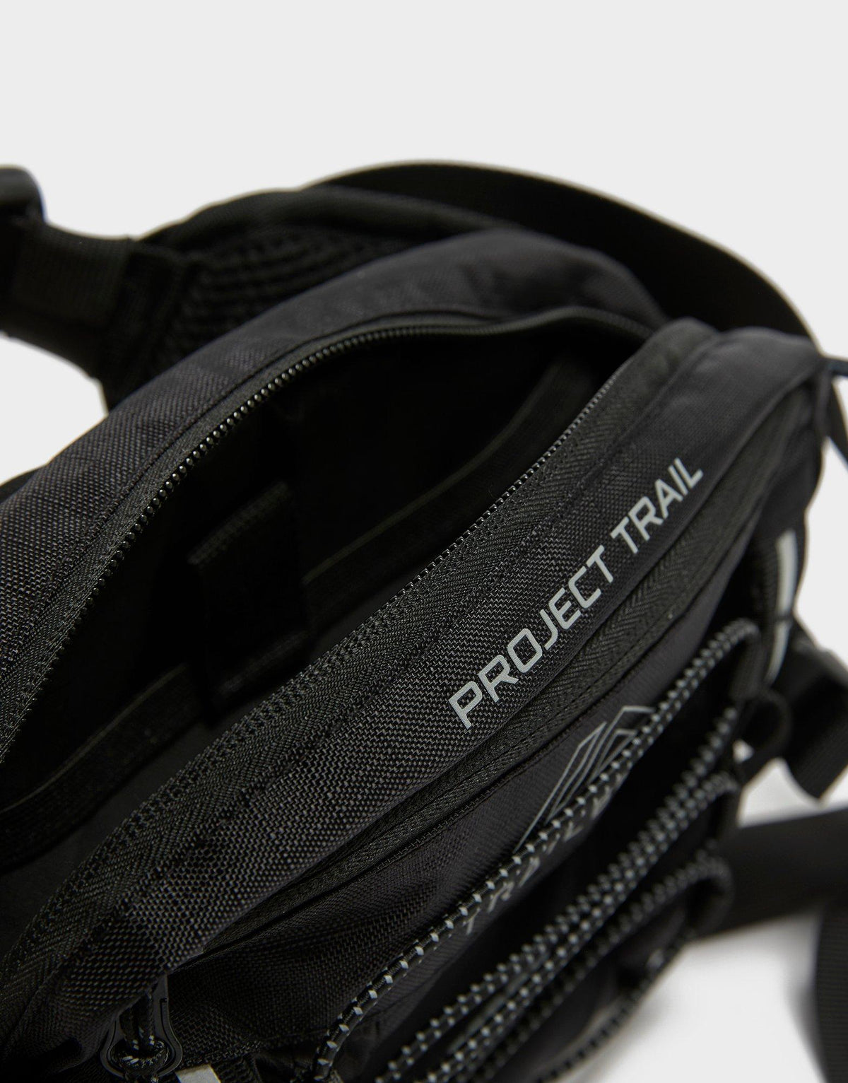 Ferox Trail Crossbody Bag