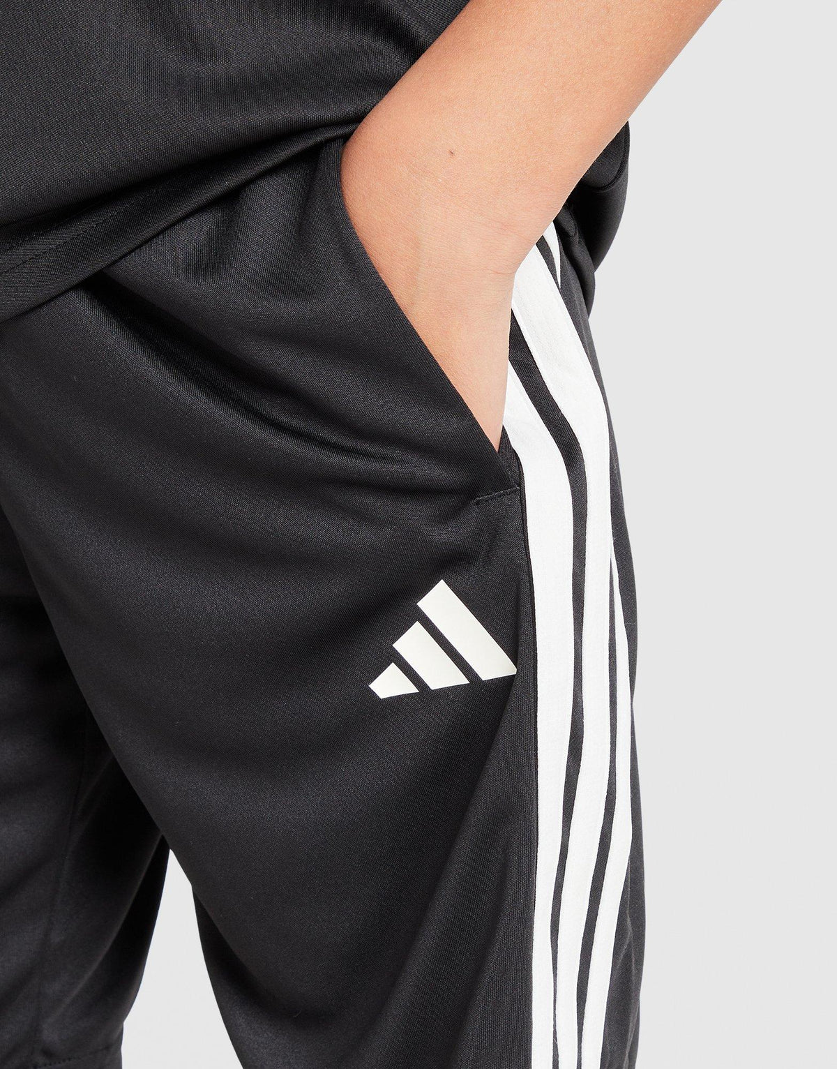 Badge of Sport Core T-Shirt/Shorts Set Junior
