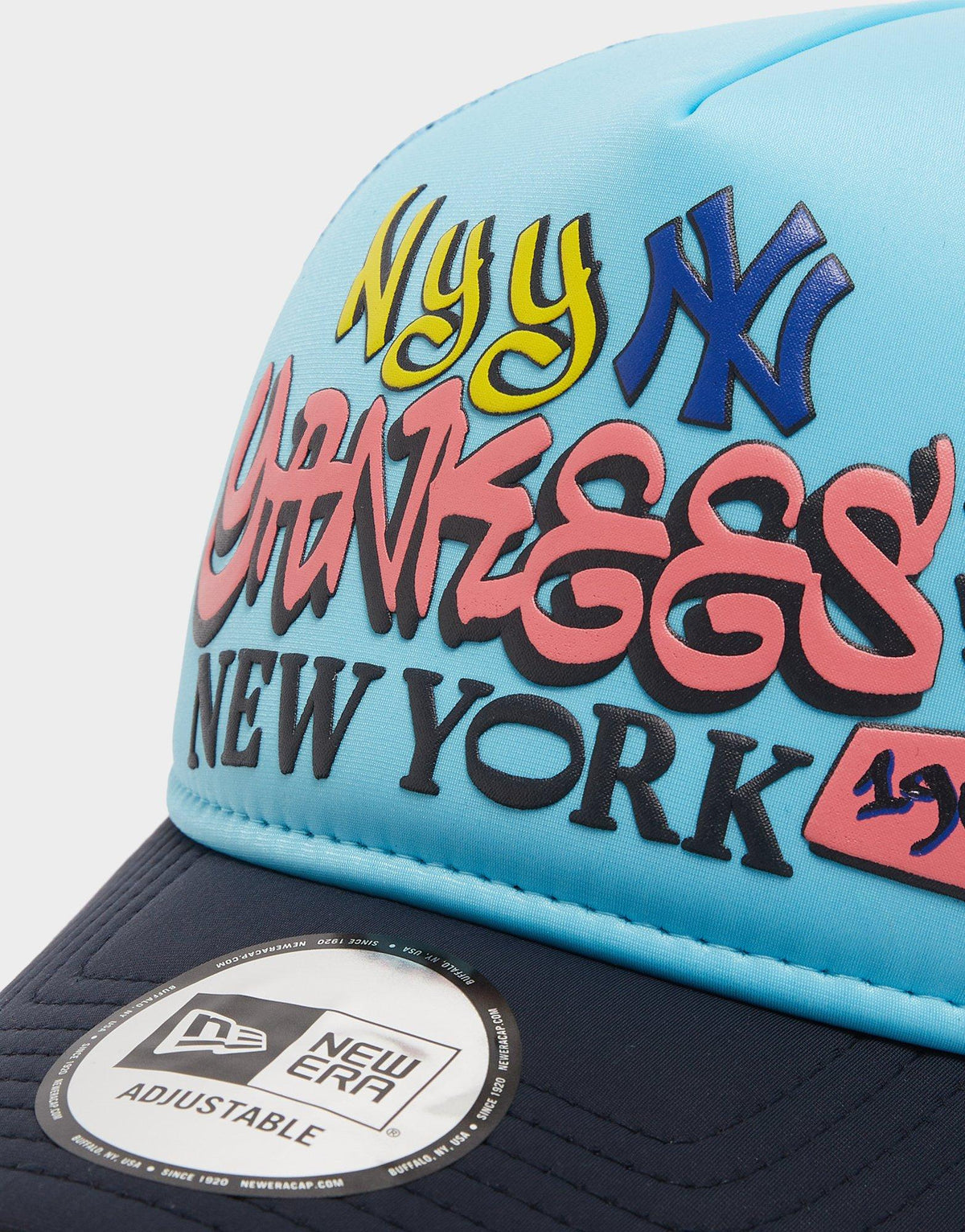MLB New York Yankees Graffiti Trucker Cap