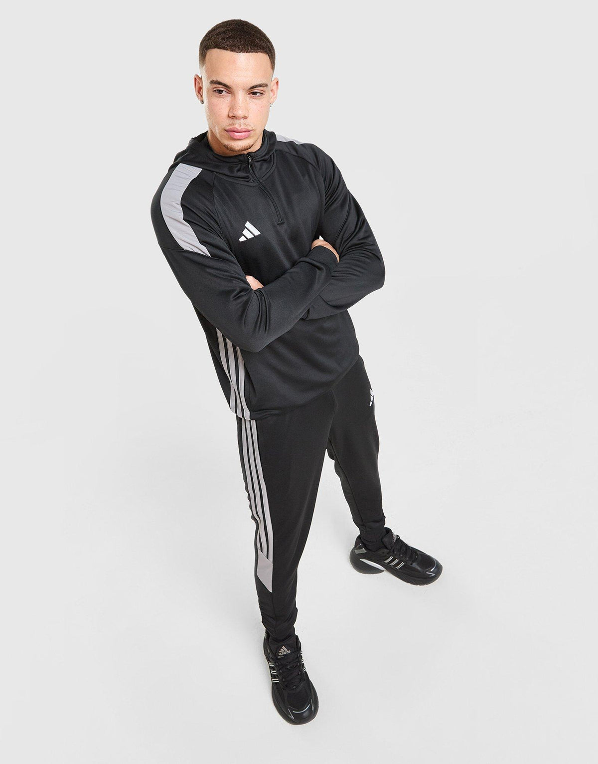 Tiro 26 Essentials 1/4 Zip Hoodie