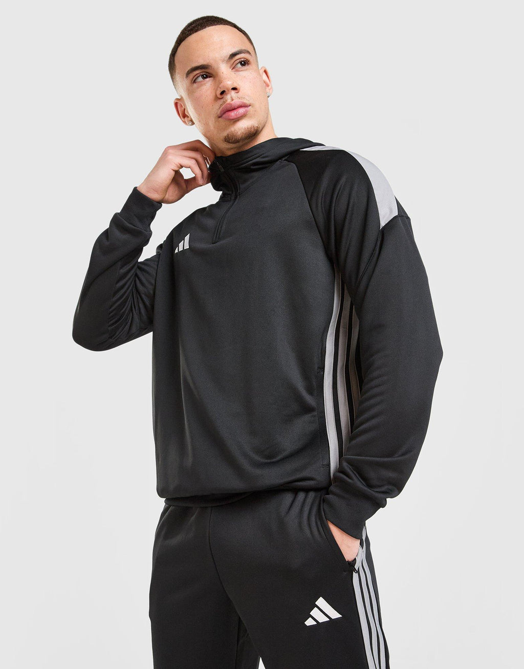 Tiro 26 Essentials 1/4 Zip Hoodie