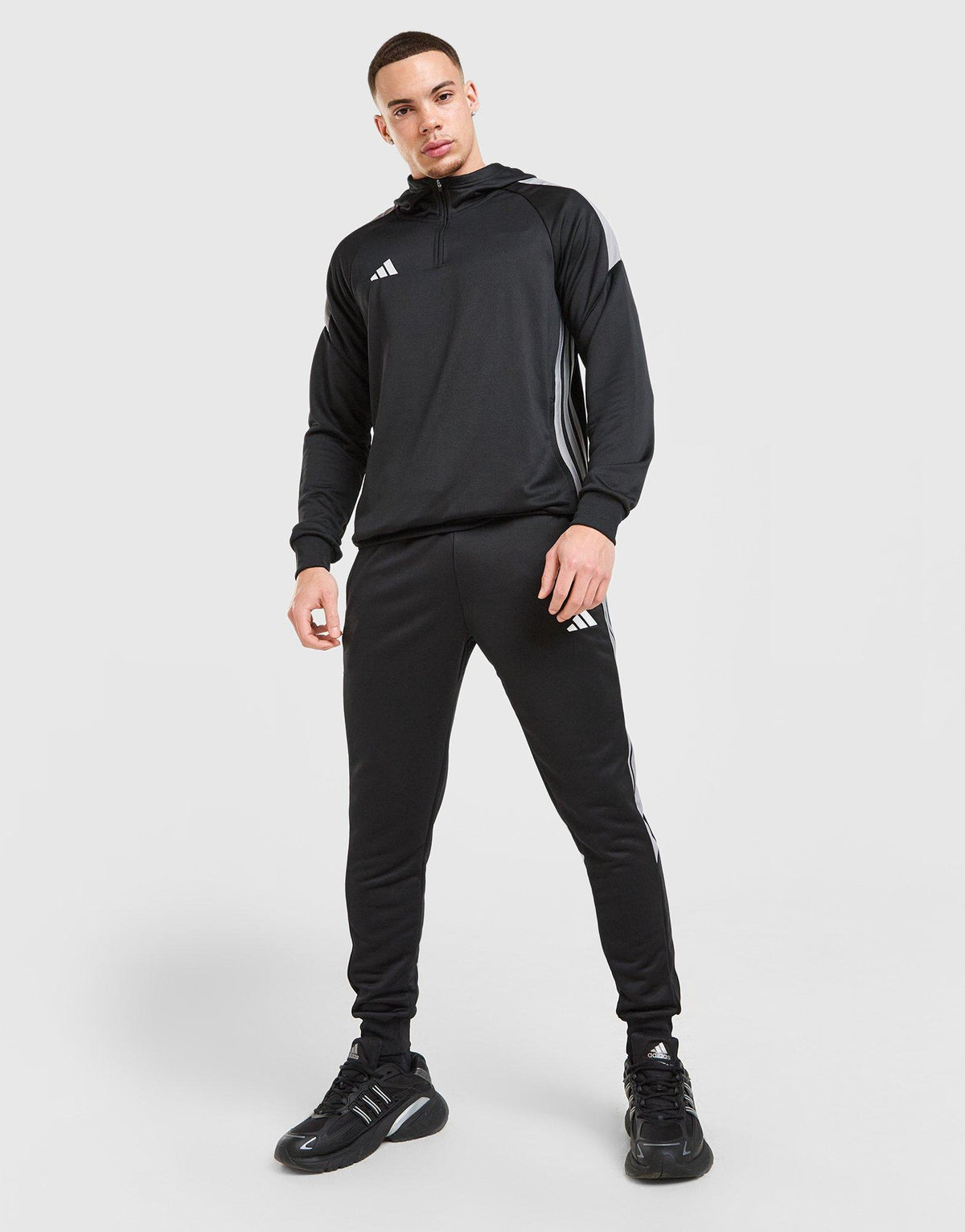 Tiro 26 Essentials 1/4 Zip Hoodie