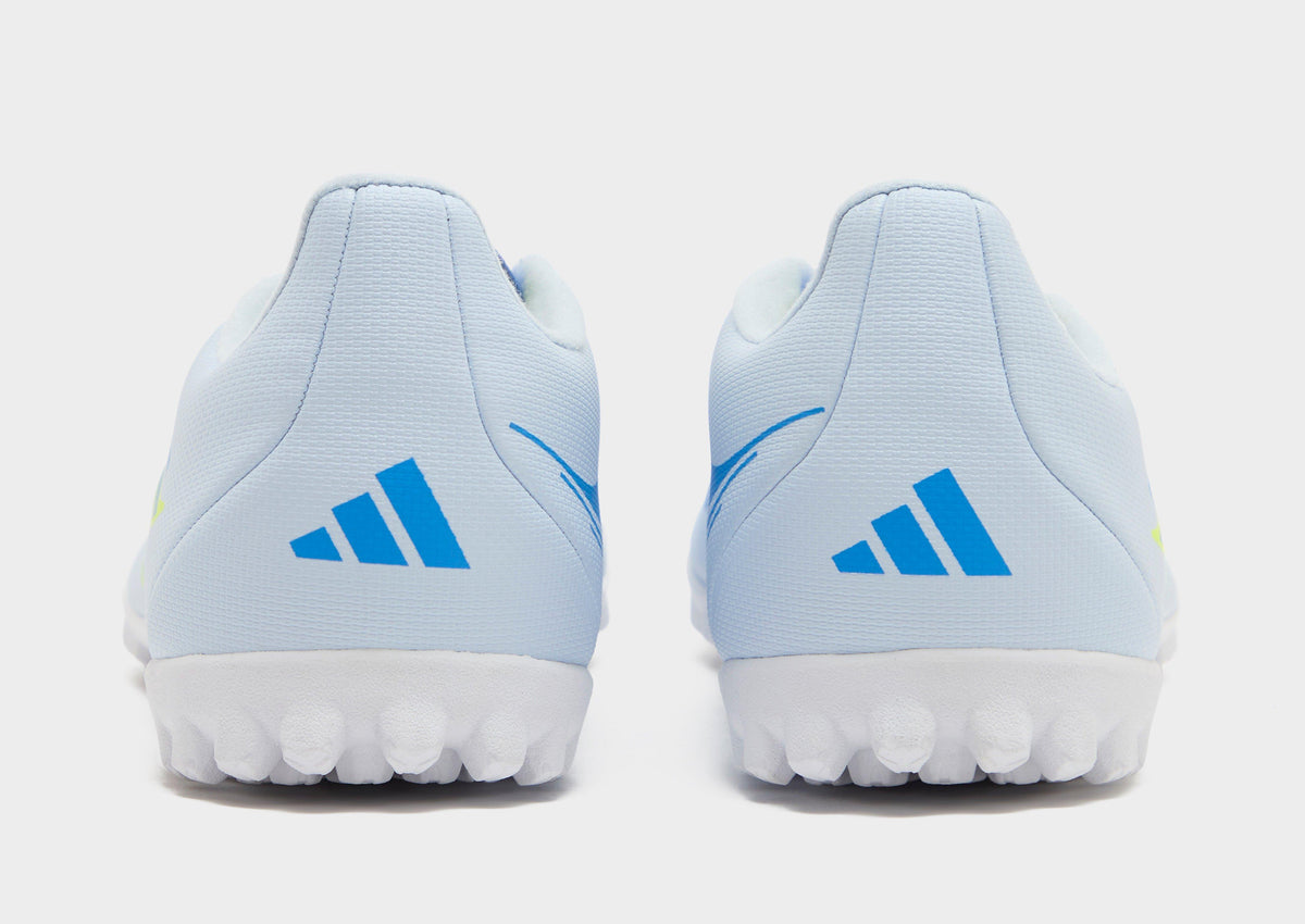 Predator Club TF Junior