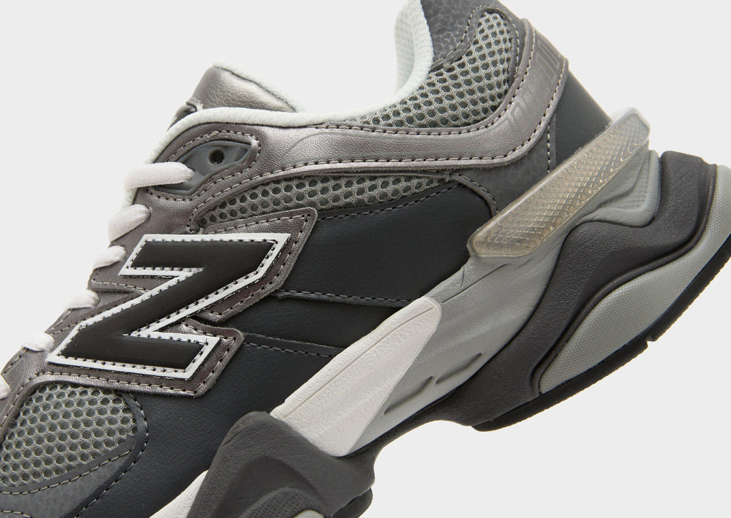 9060 Women's
