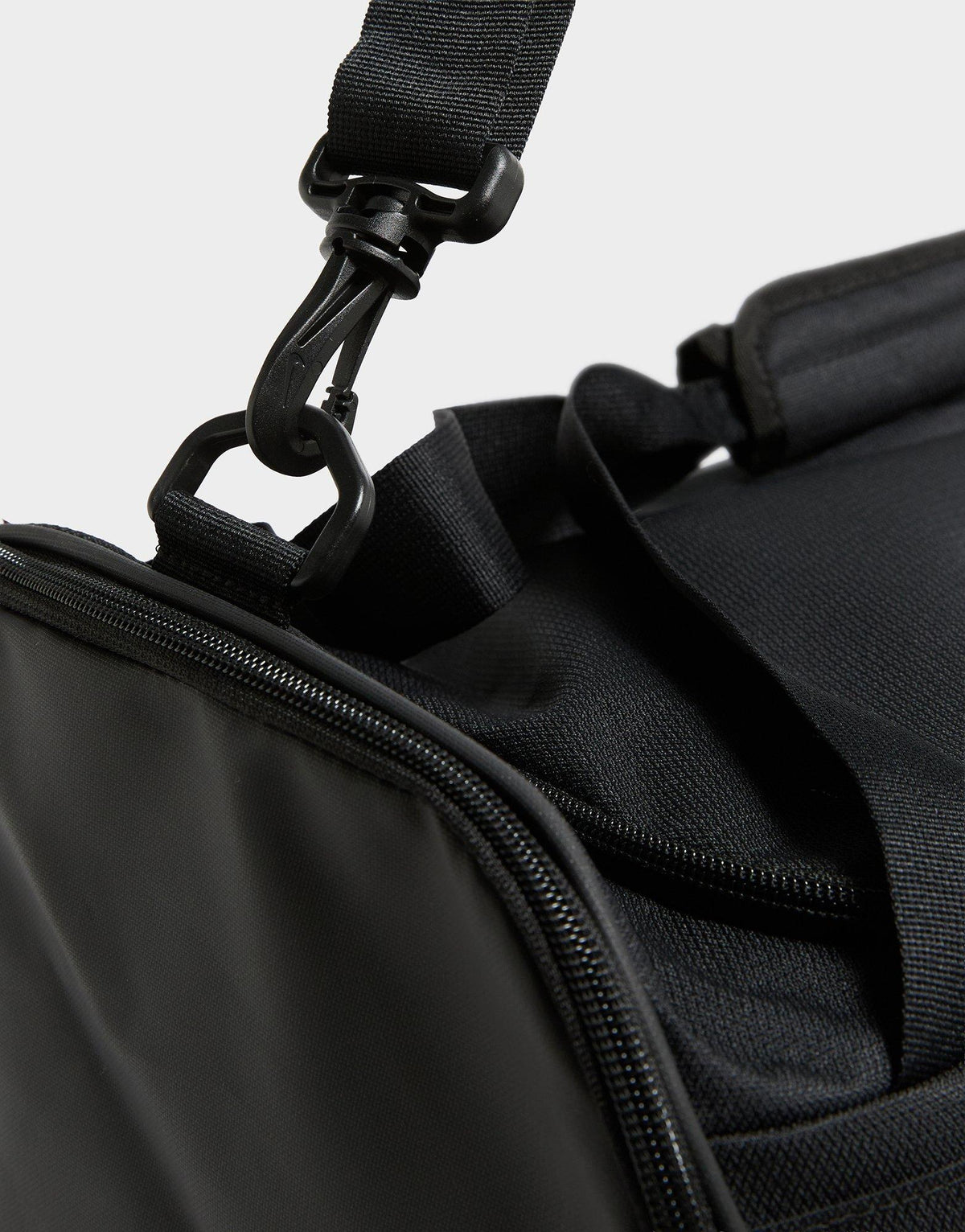 Brasilia Swoosh Medium Duffle Bag