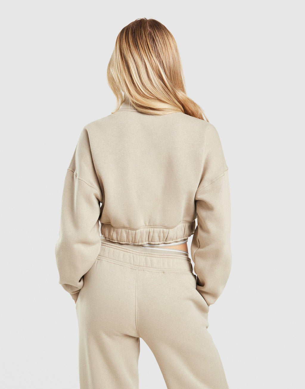 Wordmark 1/4 Zip Cropped Sweatshirt
