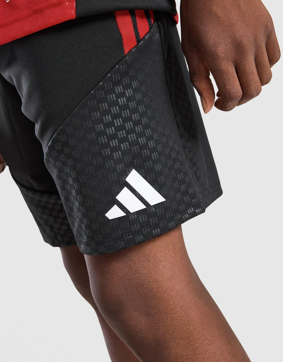 Manchester United Tiro 26 Training Shorts Junior