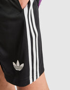 Liverpool FC 2026/27 Goalkeeper Shorts Junior