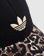Trefoil Cap