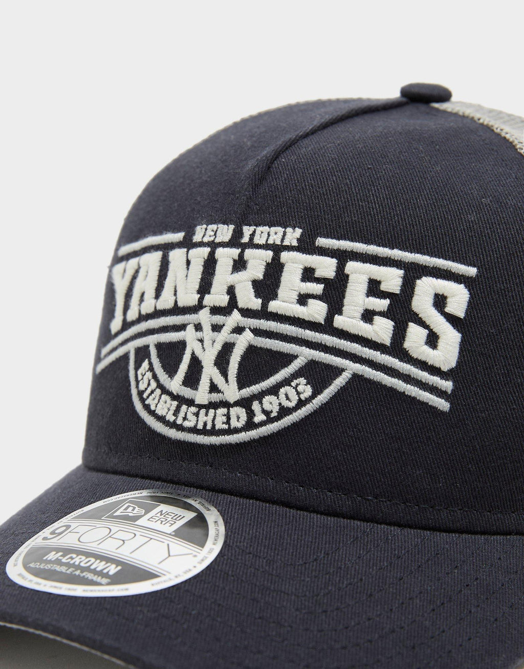 MLB M-Crown 9FORTY Trucker Cap