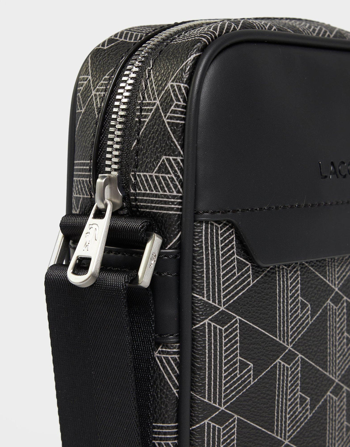 Blend Monogram Bag