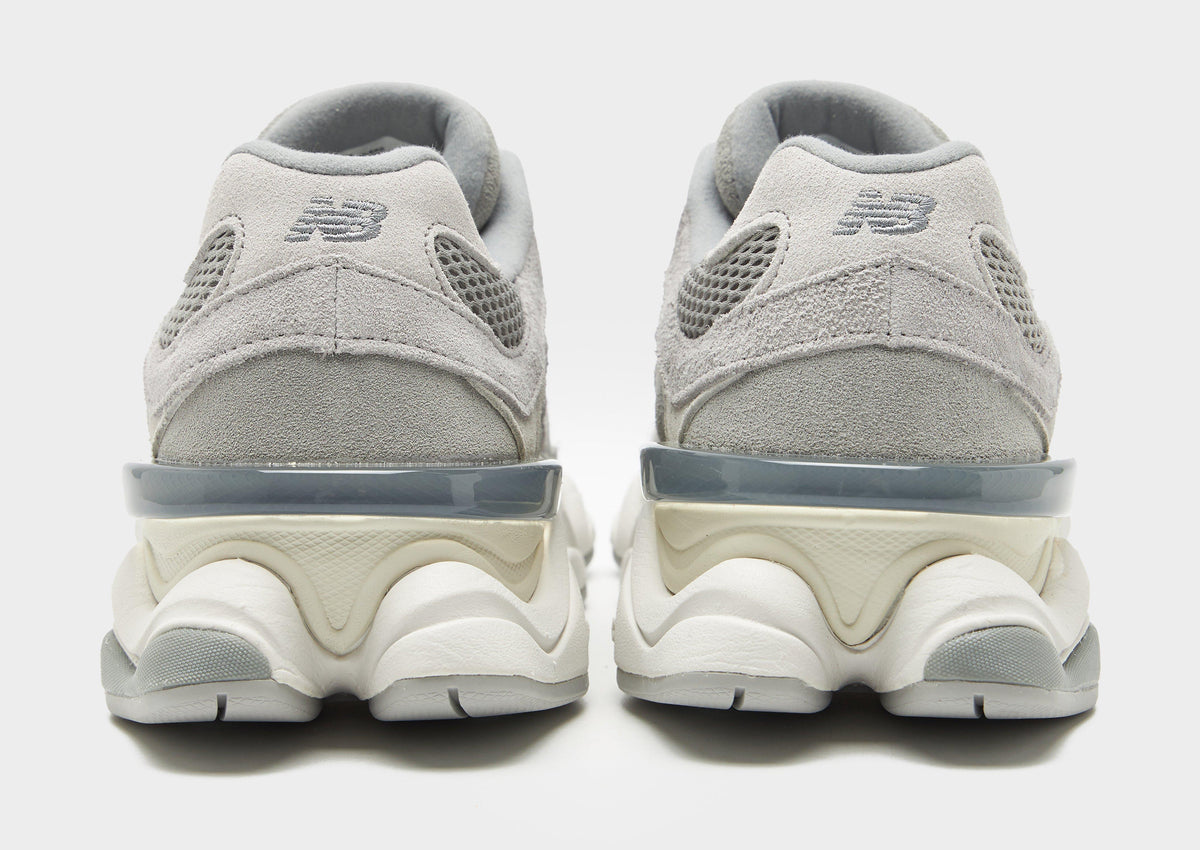 9060 Women's