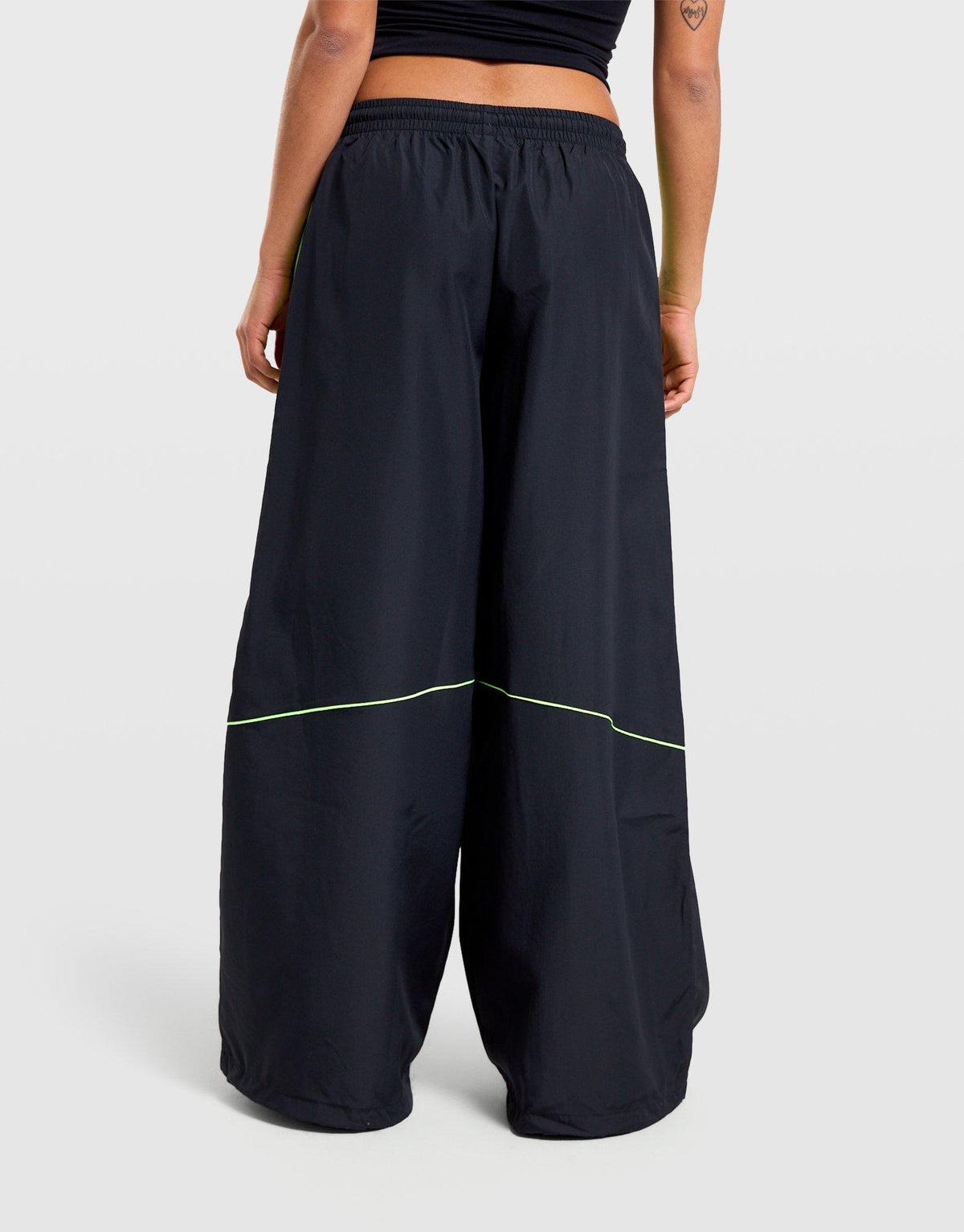 Teamgeist Adicolor Oversized Woven Track Pant