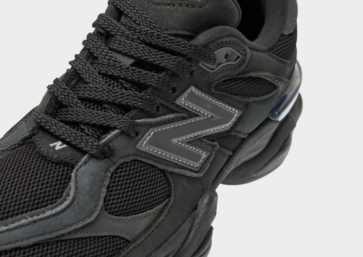 9060 Women's