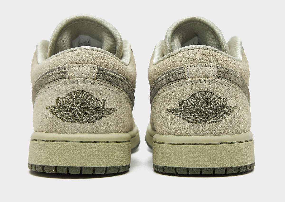 Air 1 Low SE Women's