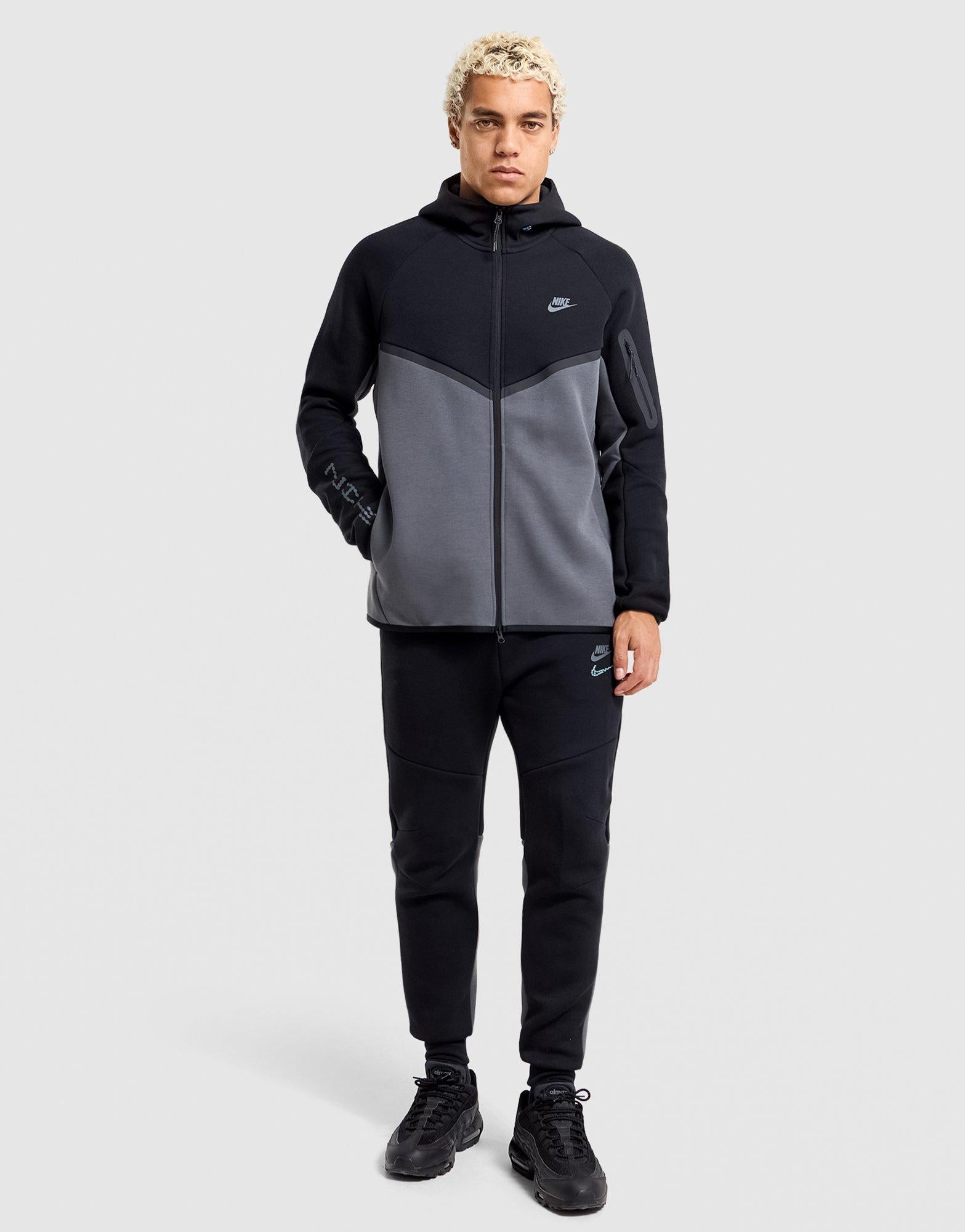 Black Nike Tech Fleece Full-Zip Hoodie - JD Sports Australia