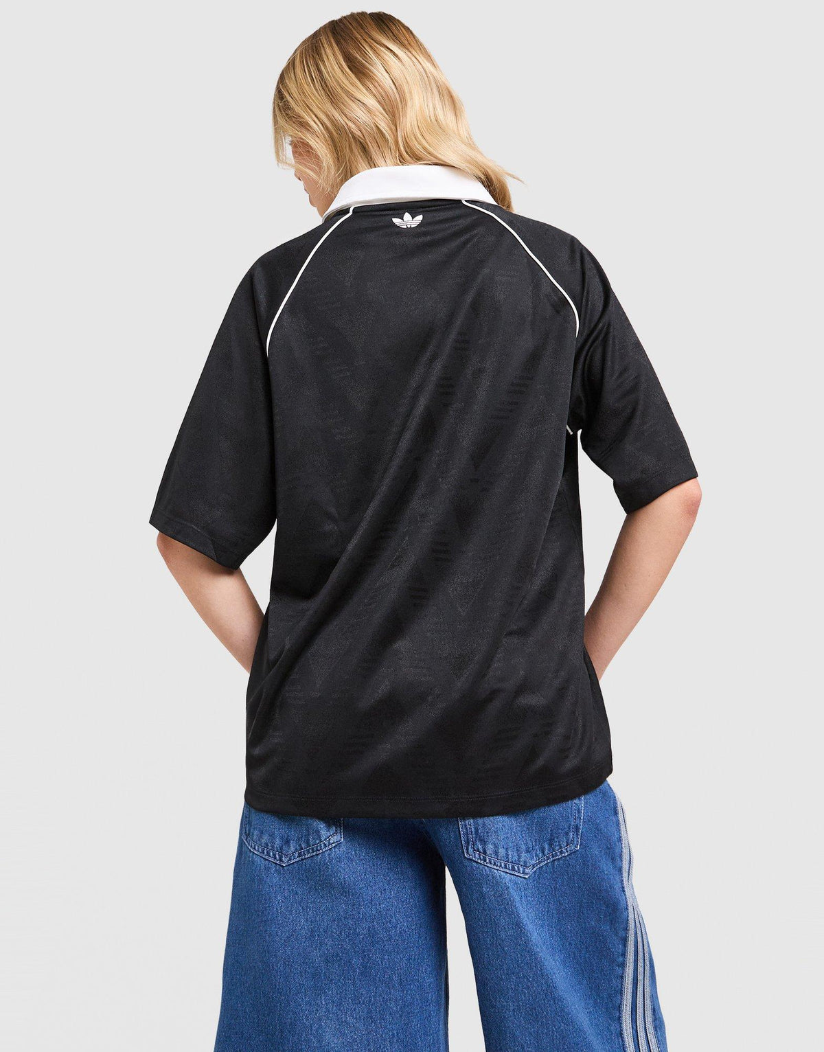Script Football Collar T-Shirt