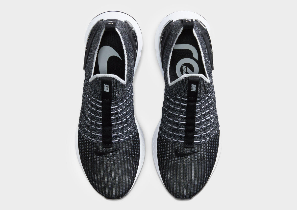 React Phantom Run Flyknit 2