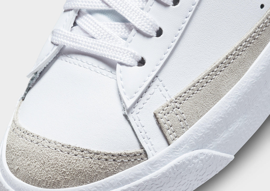 Blazer Mid