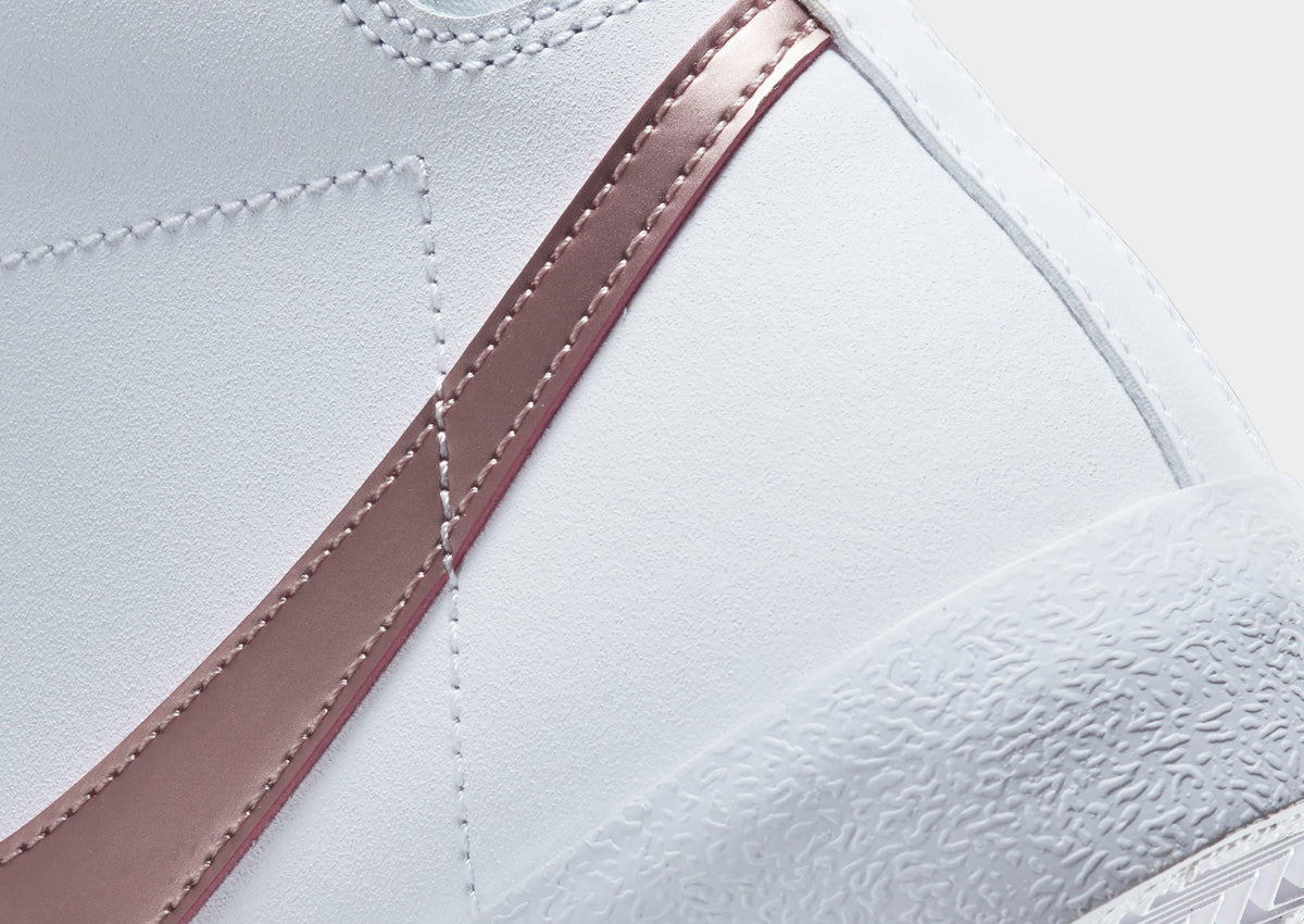 Blazer Mid