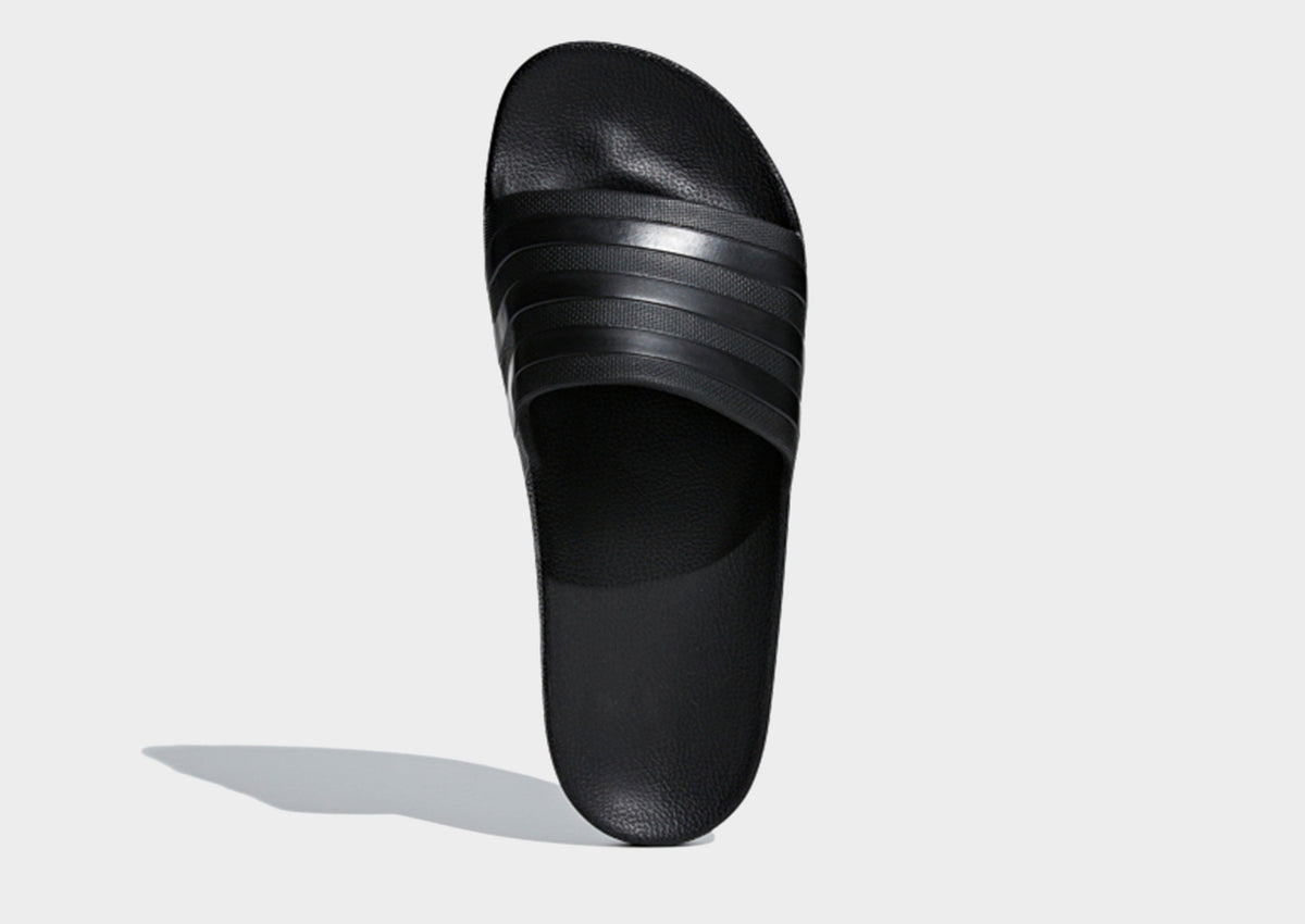 Adilette Aqua Slides