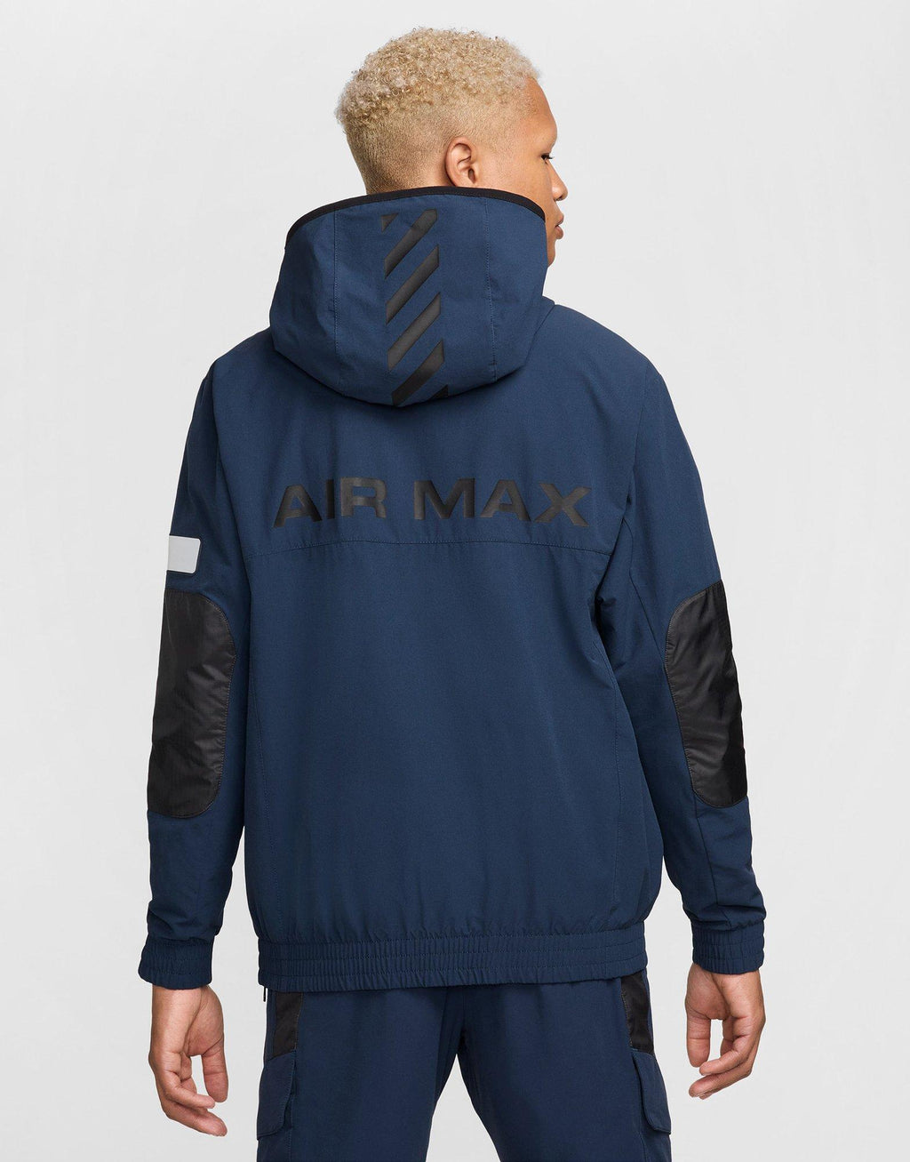 Air Max Woven Jacket
