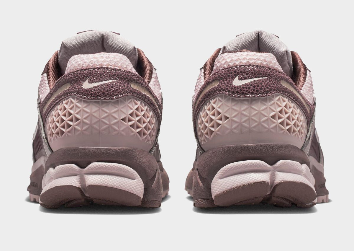 Vomero 5 Women's