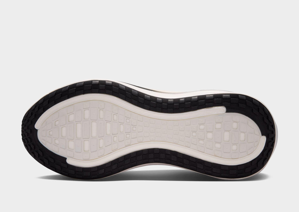 Vomero Plus Essentials Women's