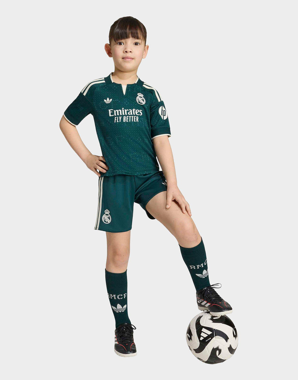 Real Madrid 2026/27 Away Kit Children