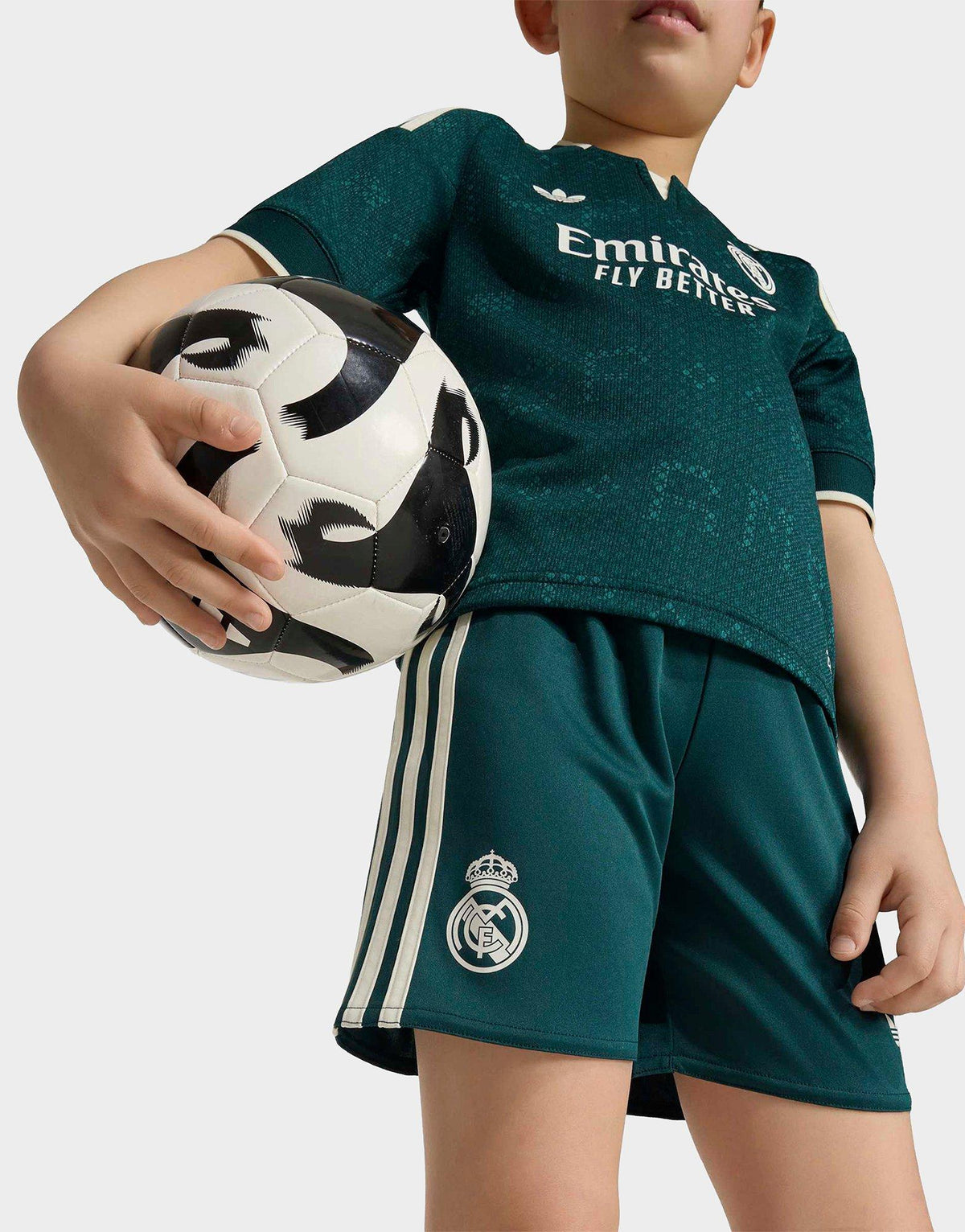 Real Madrid 2026/27 Away Kit Children