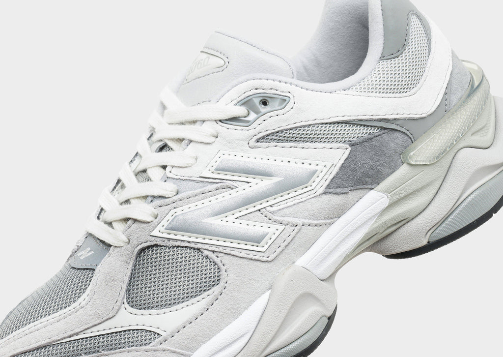 9060 Women's