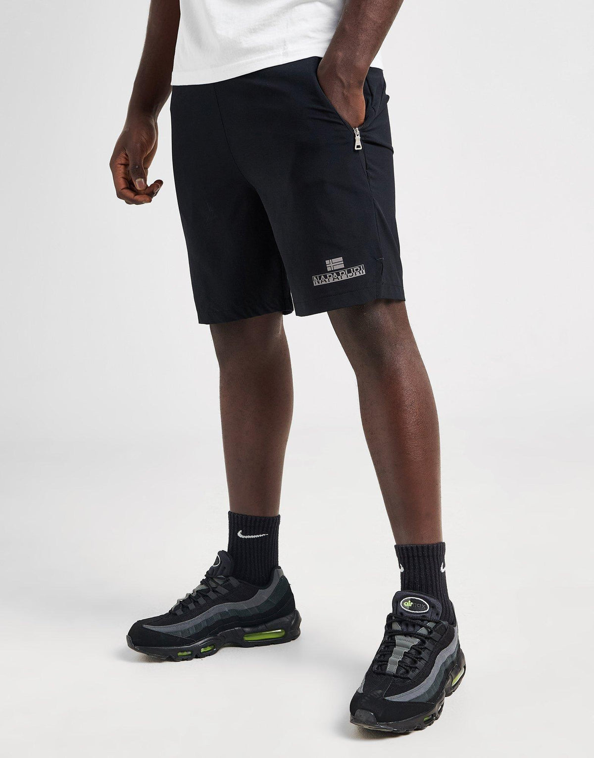 Nezy Tech Shorts